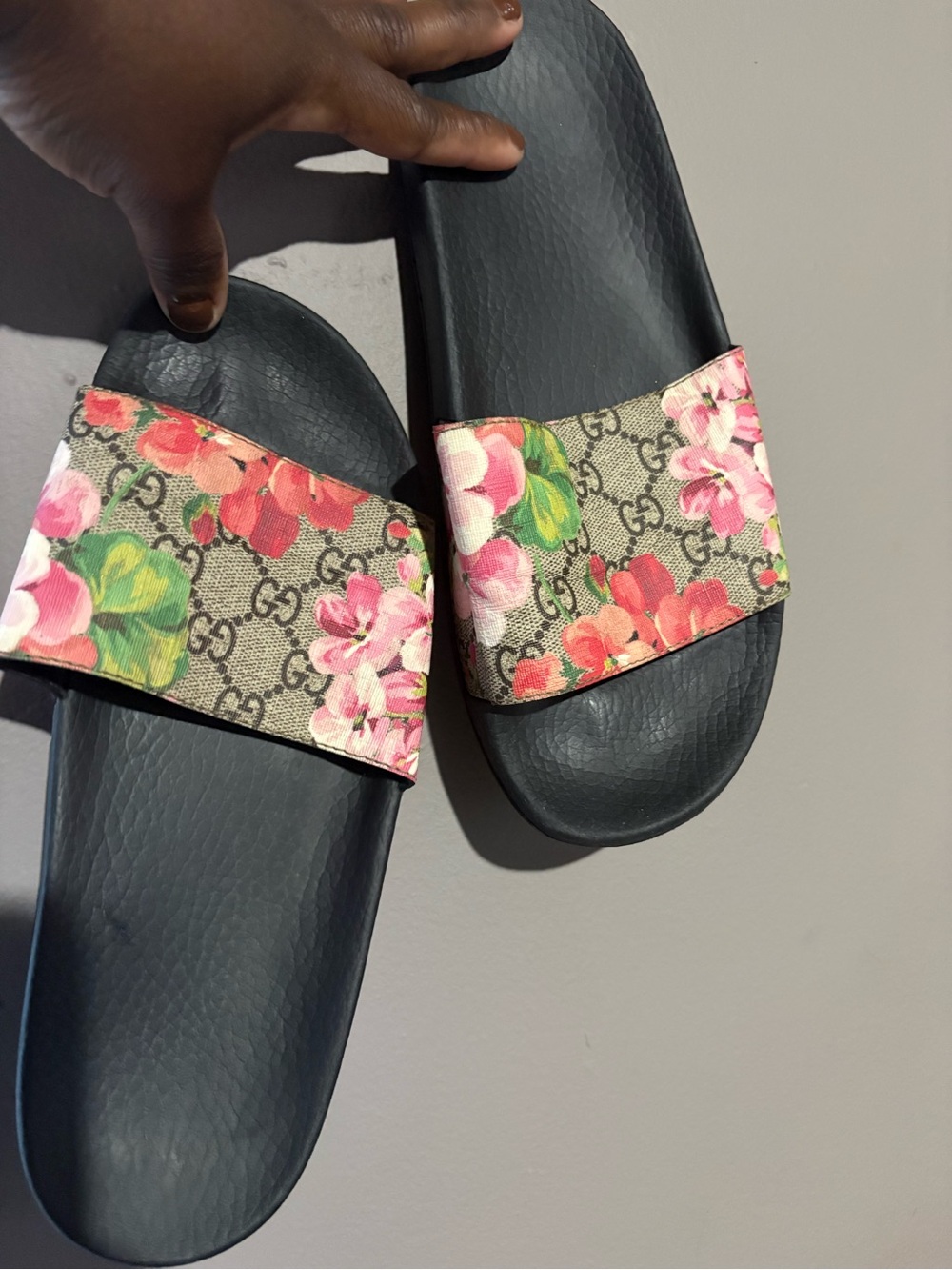 Gucci Floral Monogram Slide Sandals - Black & Pink